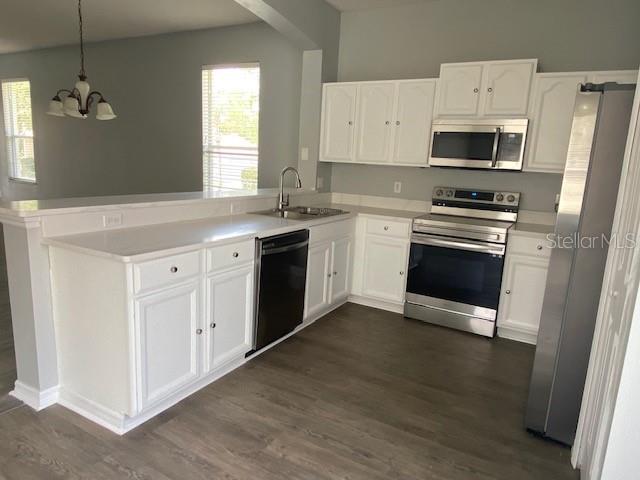 Image 4 of 19 For 9048 Saint Andrews Way