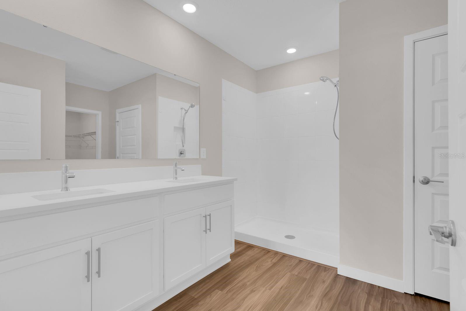 Image 8 of 21 For 401 Chayne Place
