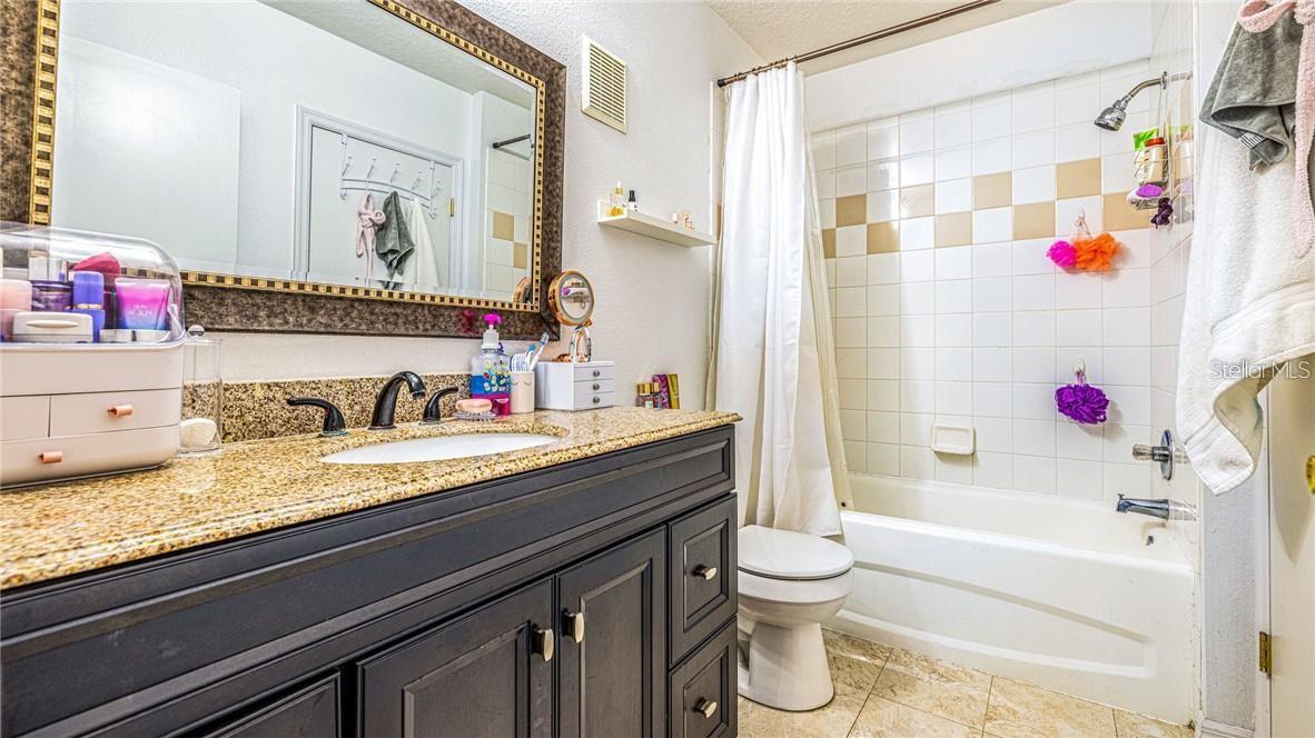 Image 17 of 29 For 6530 Swissco Drive 1123