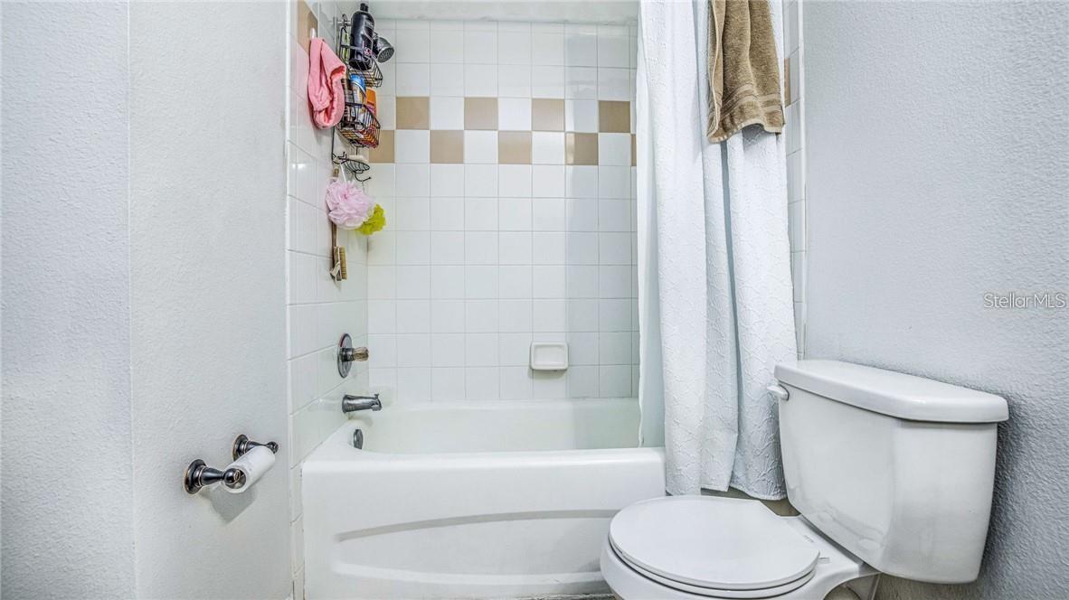 Image 18 of 29 For 6530 Swissco Drive 1123