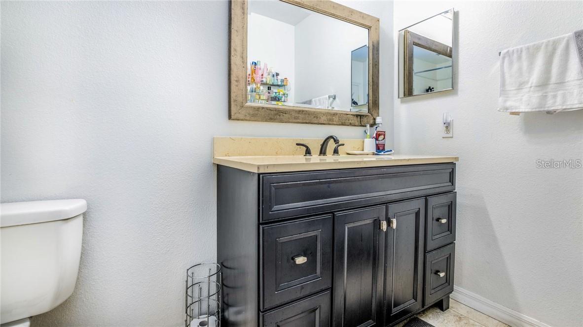 Image 21 of 29 For 6530 Swissco Drive 1123