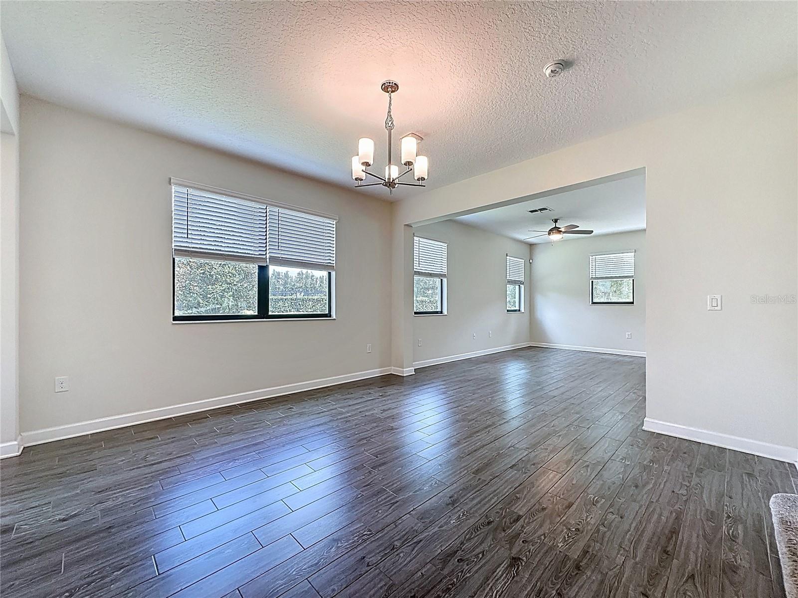 Image 17 of 42 For 1249 Royal St George Boulevard