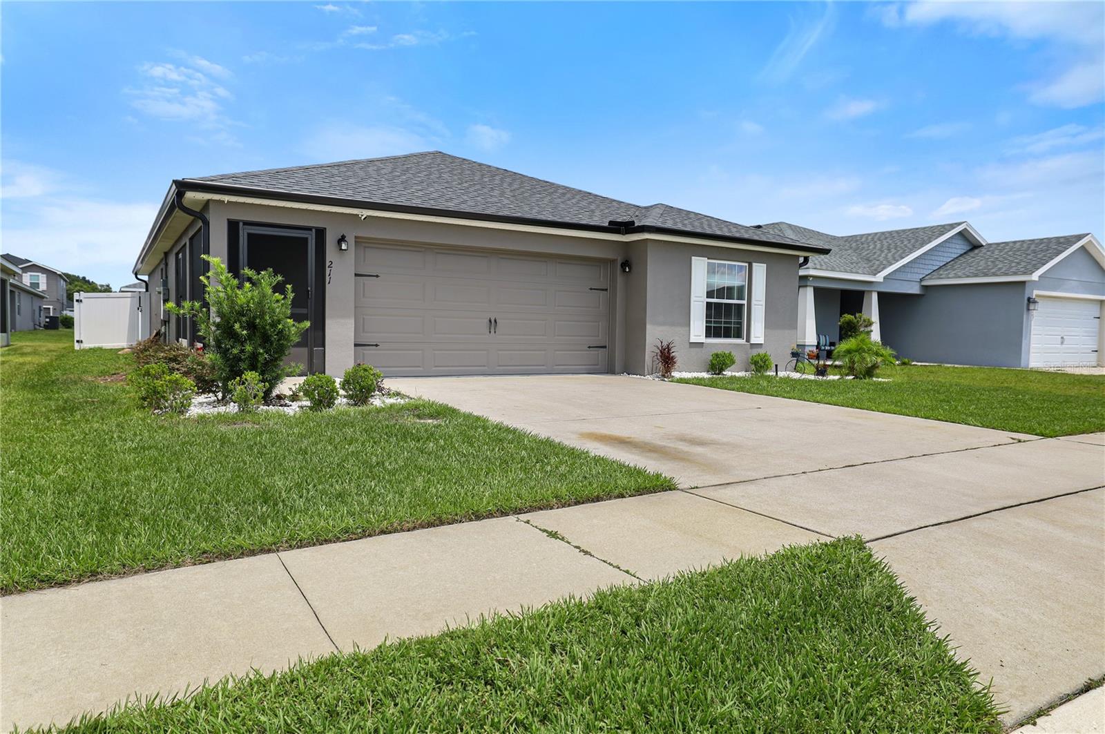 Image 3 of 16 For 211 Foxtail Loop