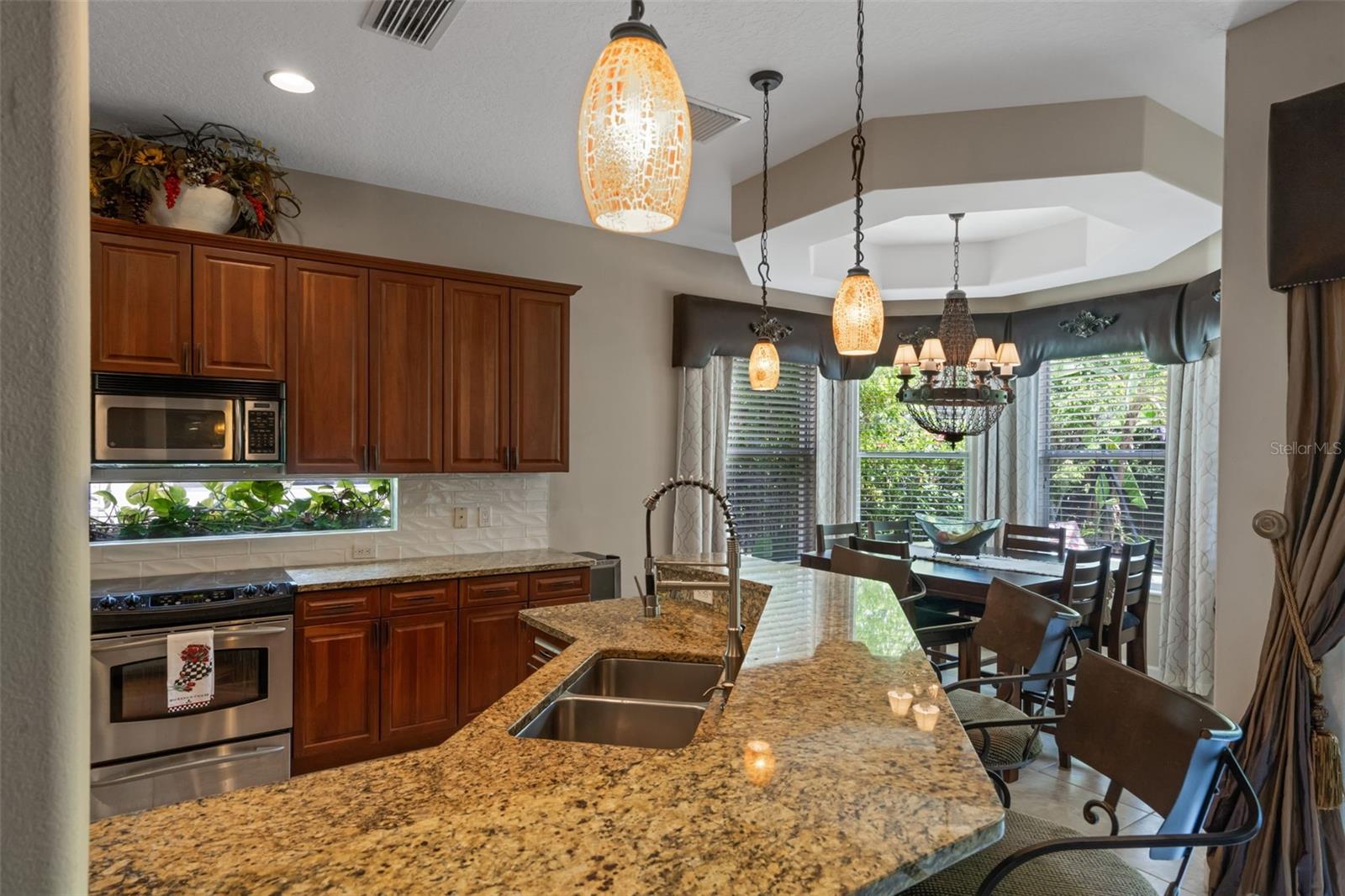 Image 5 of 90 For 1656 Whitney Isles Drive