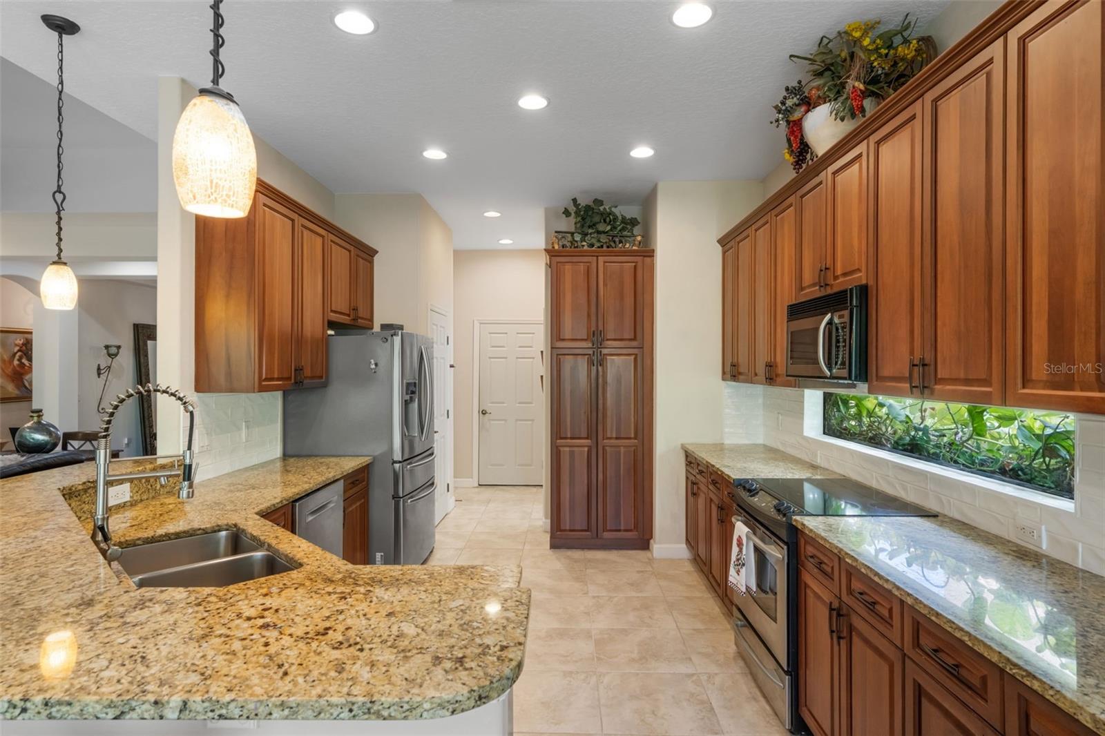 Image 7 of 90 For 1656 Whitney Isles Drive