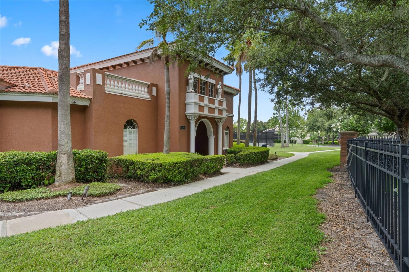 Image 74 of 90 For 1656 Whitney Isles Drive