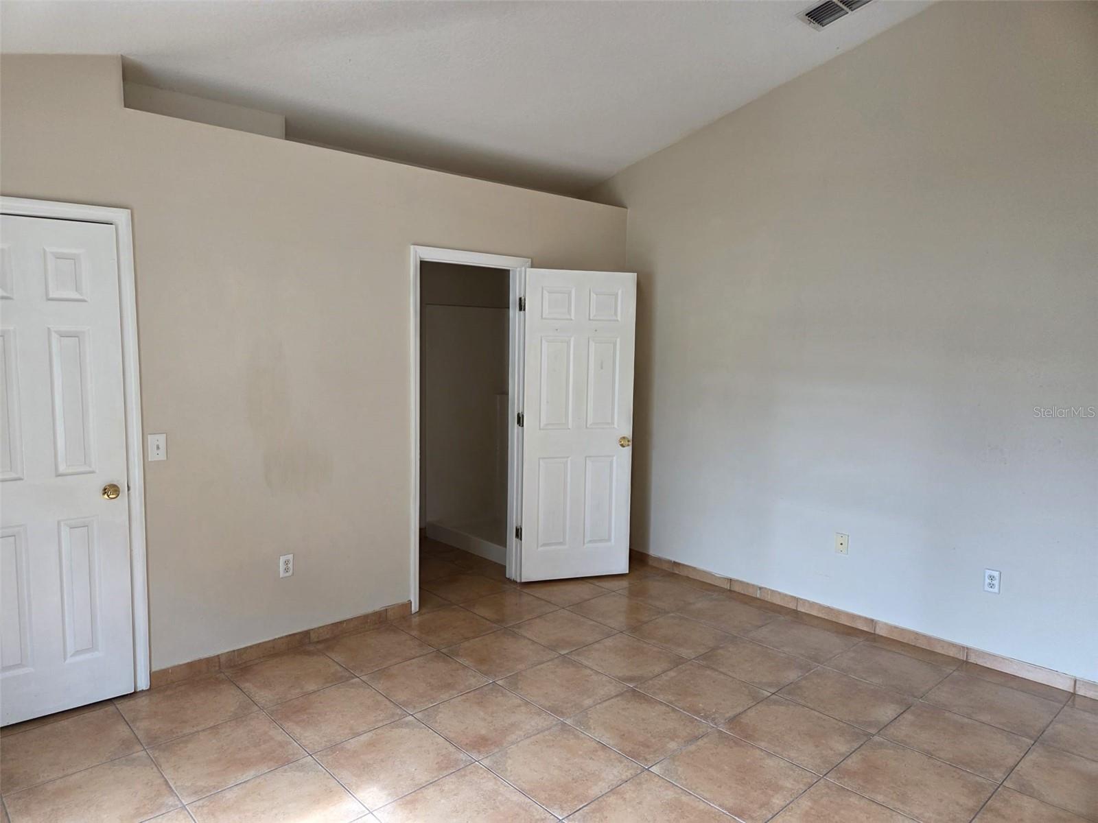 Image 11 of 19 For 786 Gila Drive