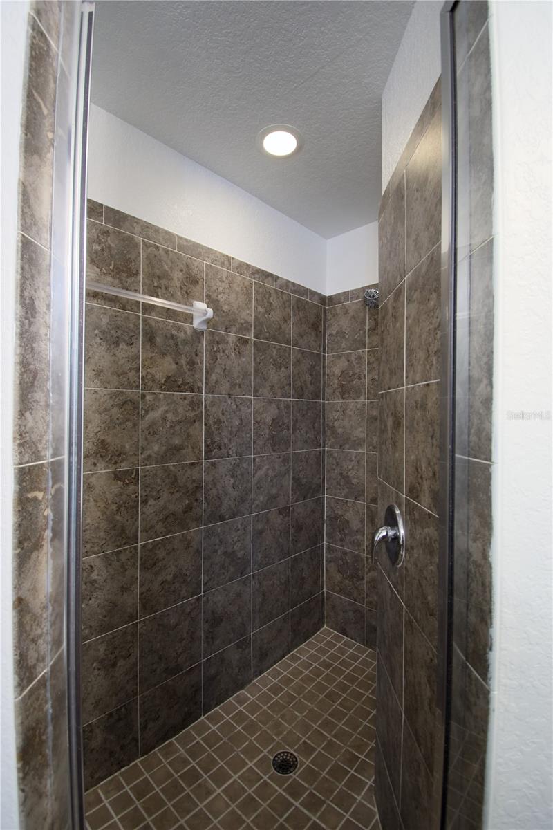 Image 17 of 26 For 1821 Wallace Manor Lane