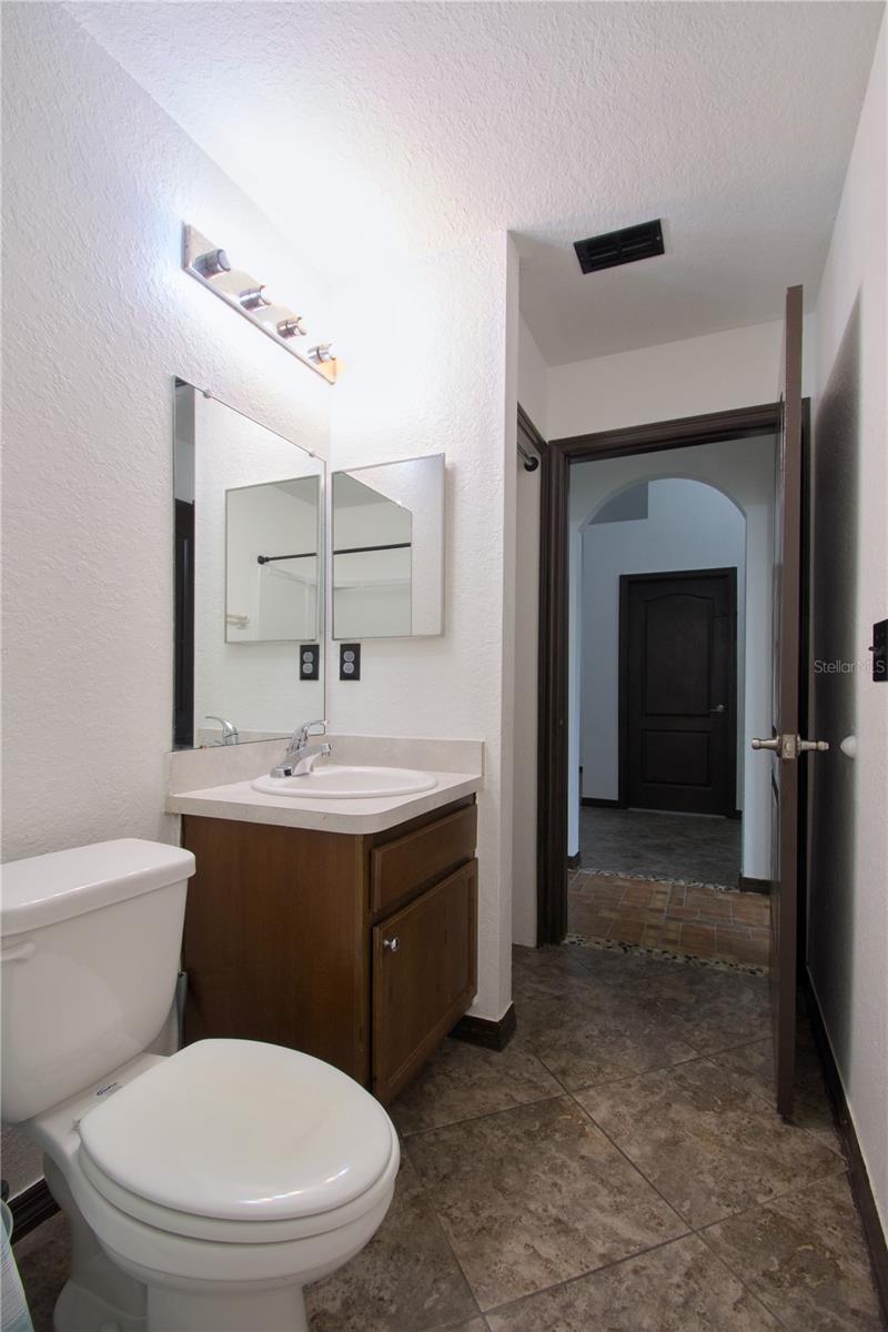 Image 21 of 26 For 1821 Wallace Manor Lane
