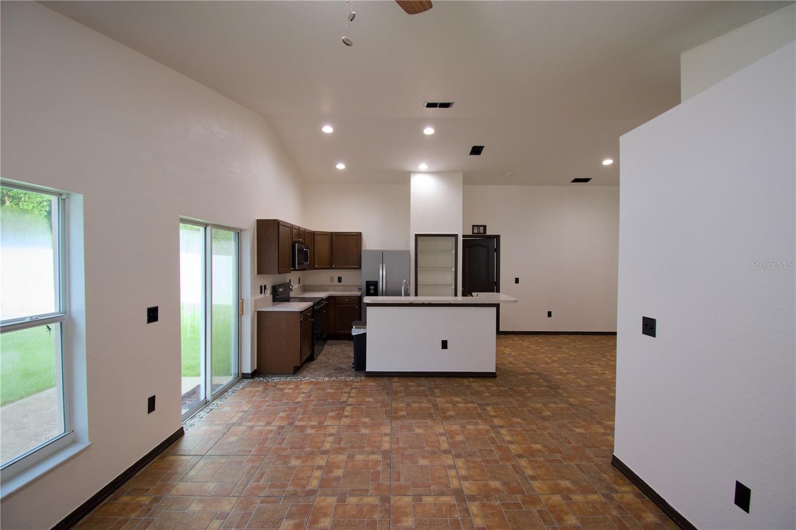 Image 5 of 26 For 1821 Wallace Manor Lane