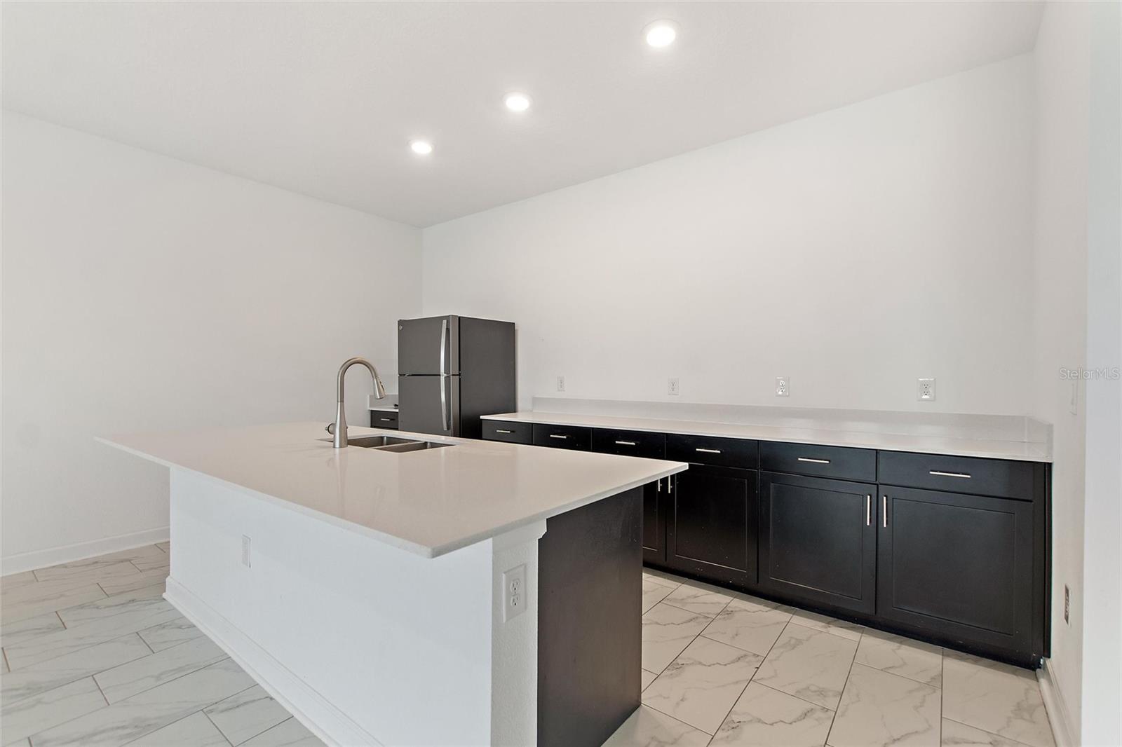 Image 32 of 76 For 1457 Mickelson Ct