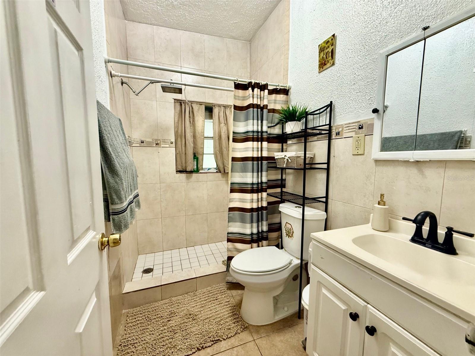 Image 13 of 21 For 5925 Dahlia Drive