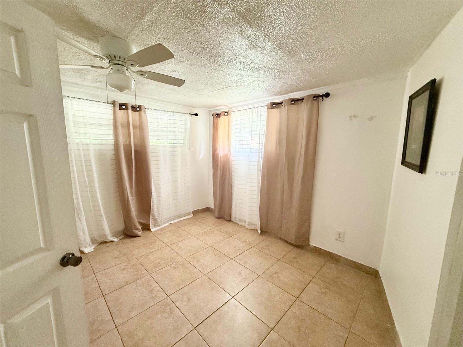 Image 15 of 21 For 5925 Dahlia Drive