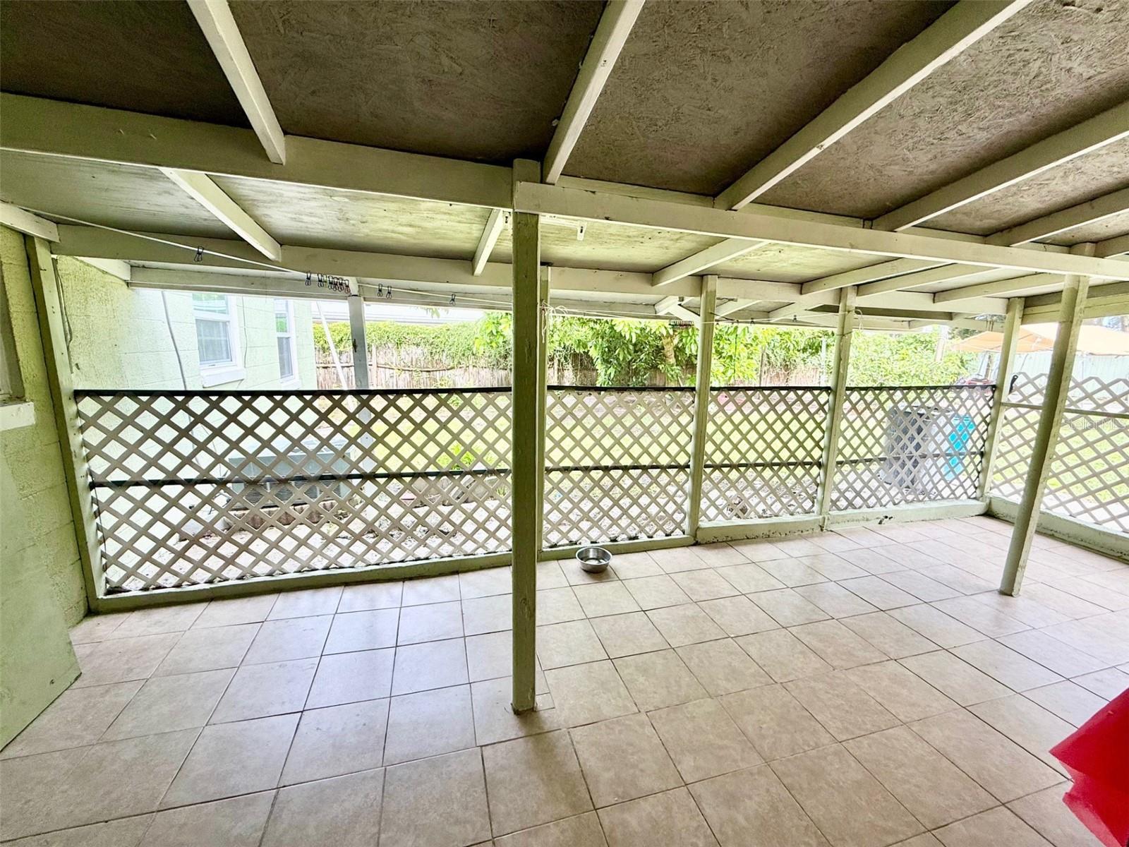 Image 17 of 21 For 5925 Dahlia Drive
