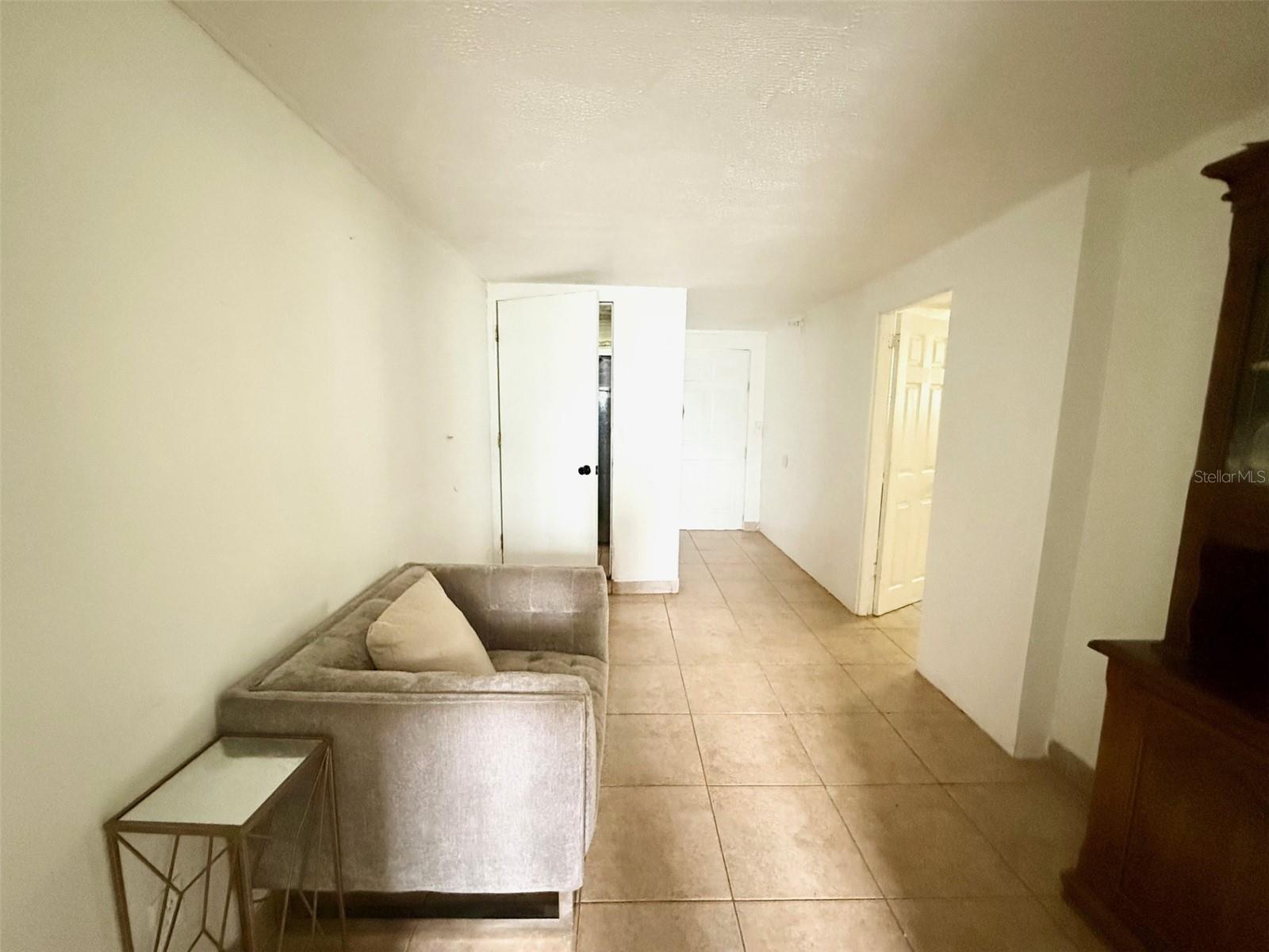 Image 18 of 21 For 5925 Dahlia Drive