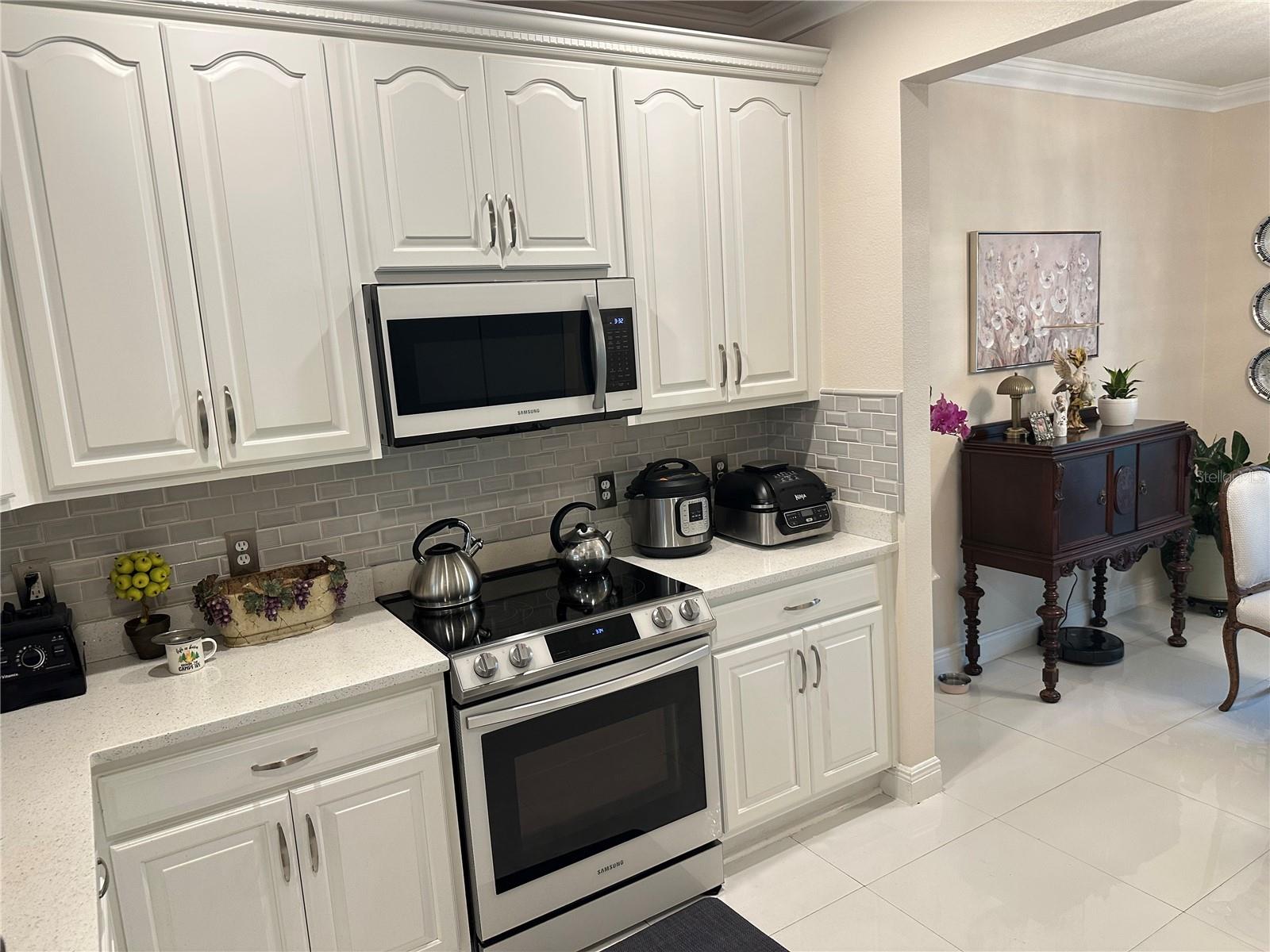 Image 11 of 52 For 8929 Silk Bay Place