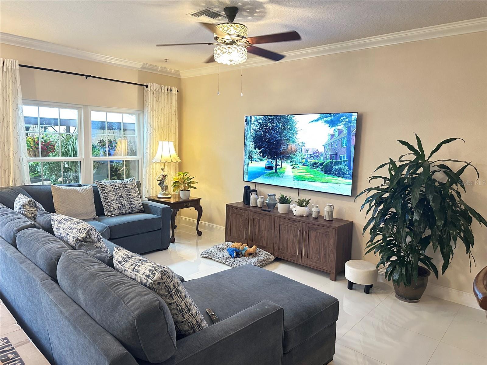 Image 16 of 52 For 8929 Silk Bay Place