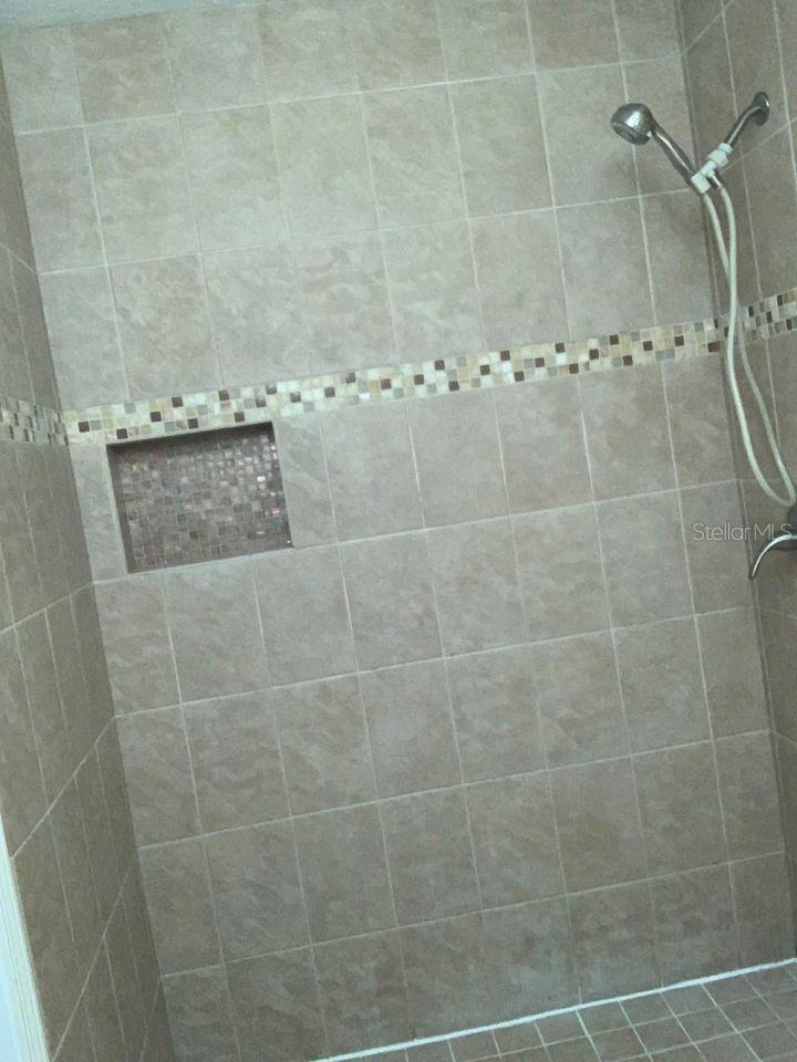 Image 9 of 9 For 13102 Mulberry Park Drive 917