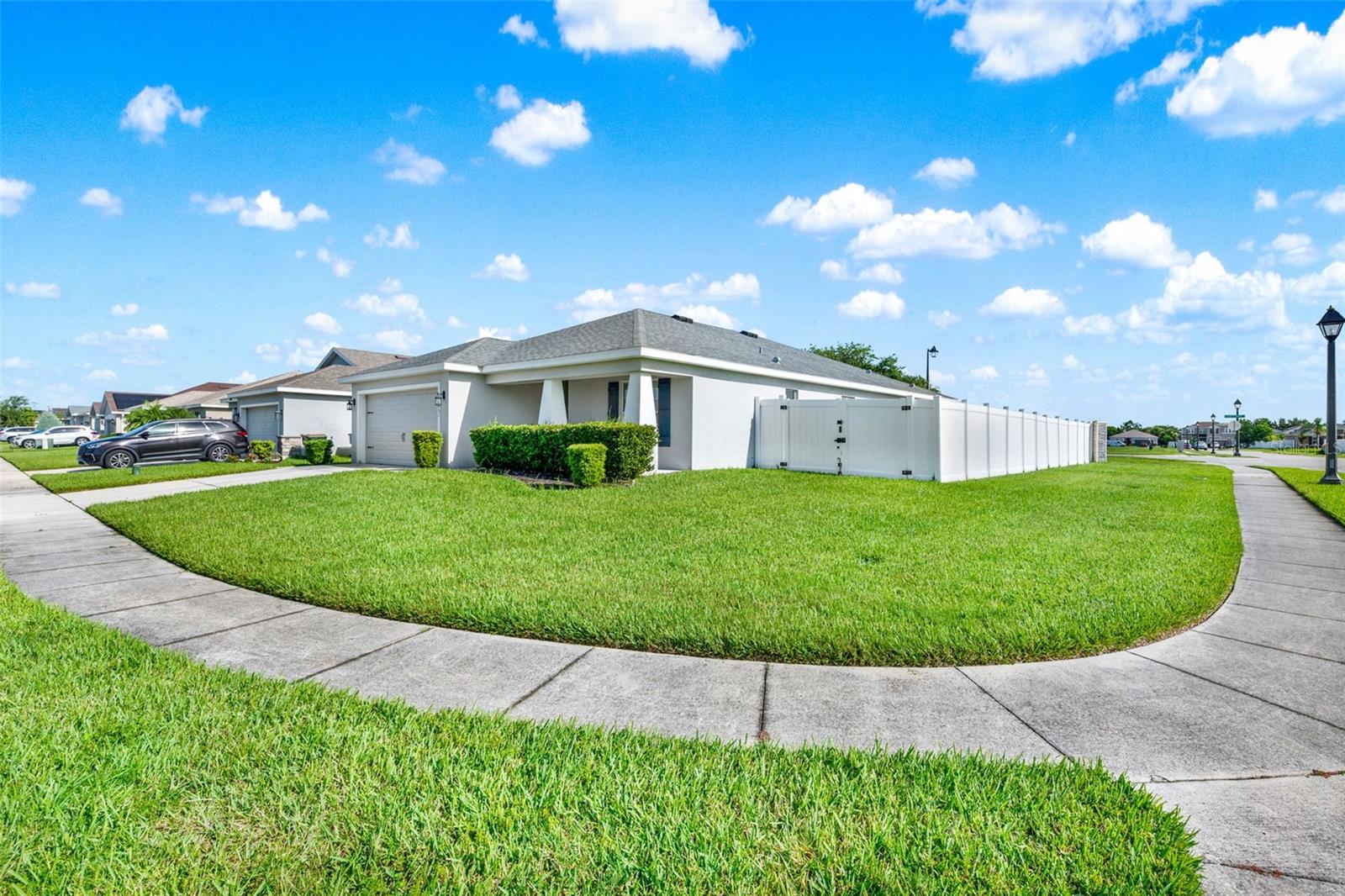 Image 2 of 20 For 4651 Calumet Drive