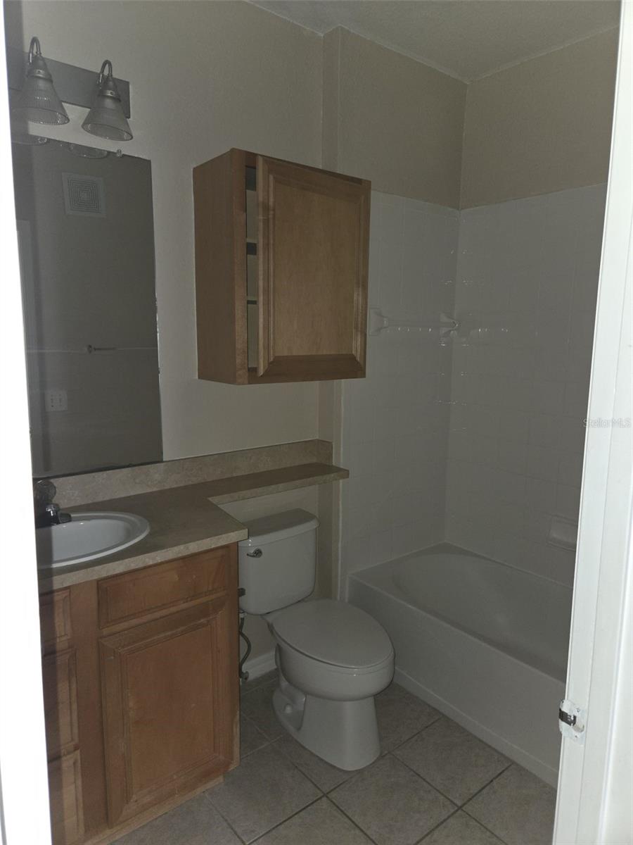 Image 12 of 20 For 6119 Metrowest Boulevard 101
