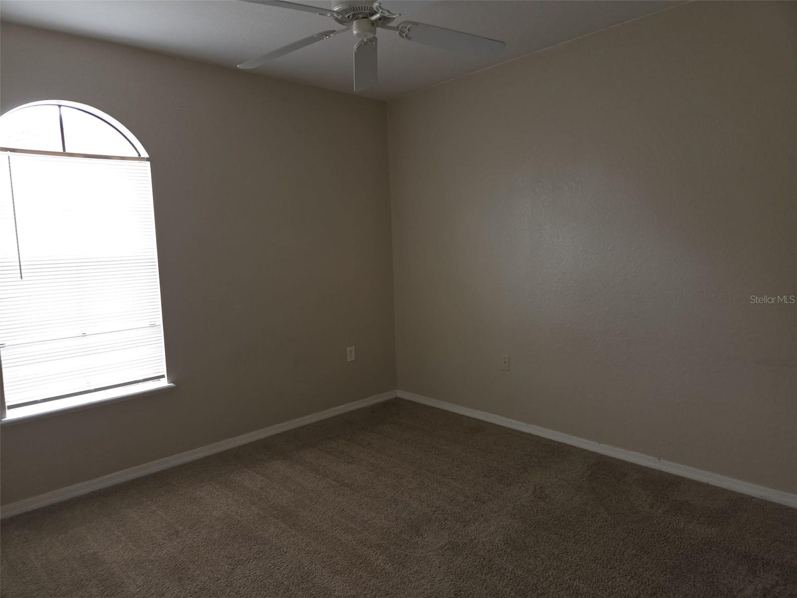Image 13 of 20 For 6119 Metrowest Boulevard 101