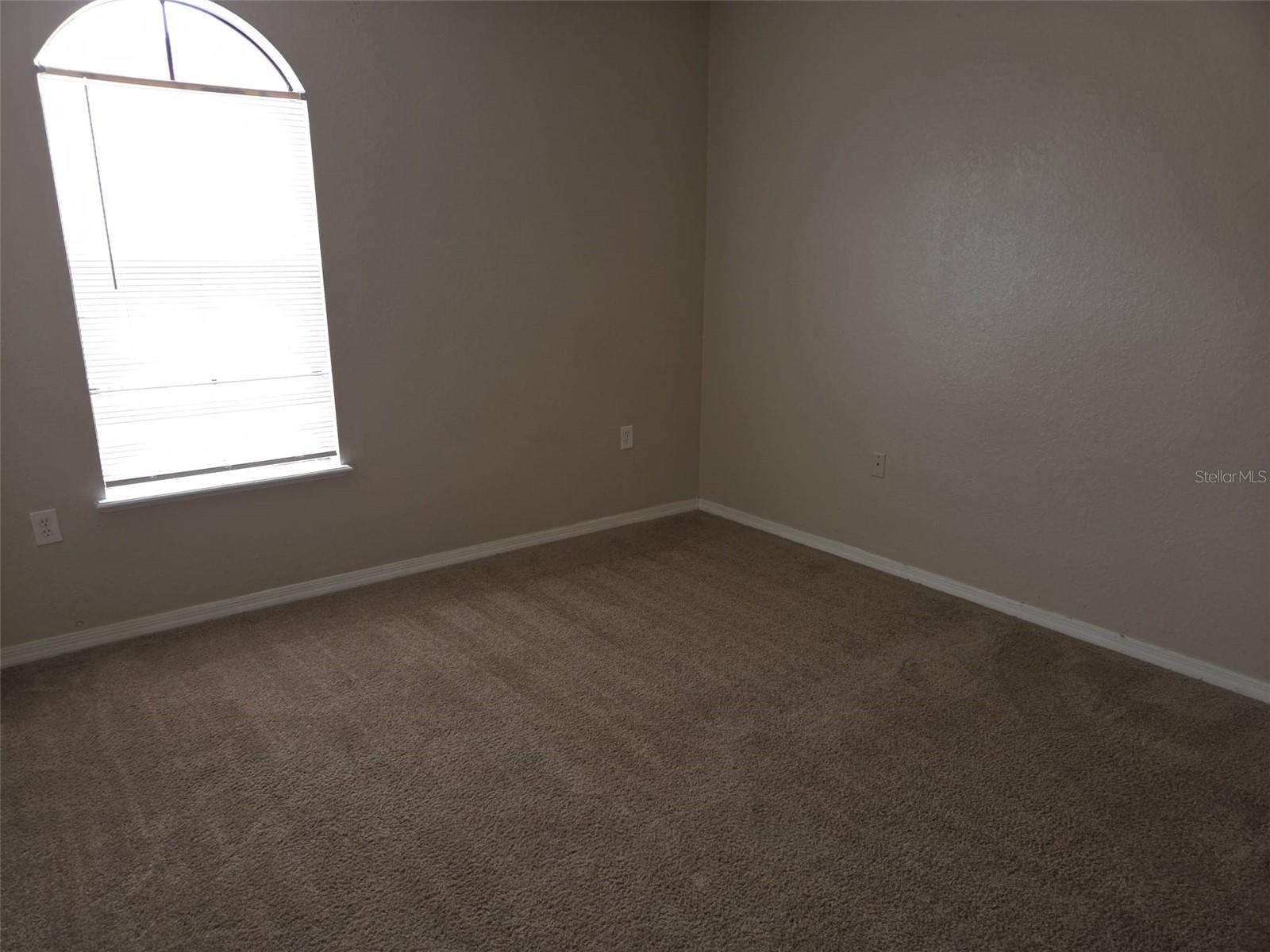 Image 18 of 20 For 6119 Metrowest Boulevard 101