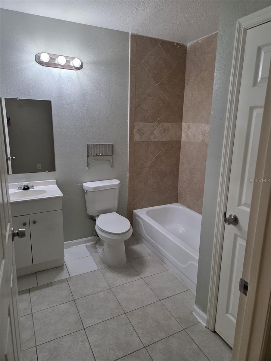 Image 14 of 18 For 4368 Kirkman Road 213
