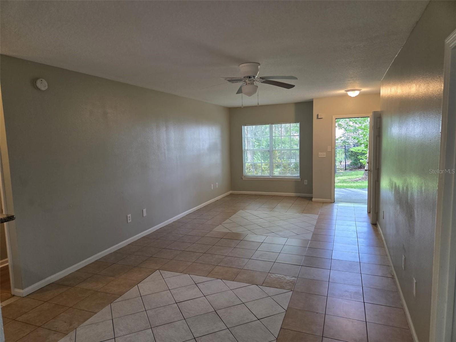 Image 4 of 18 For 4368 Kirkman Road 213