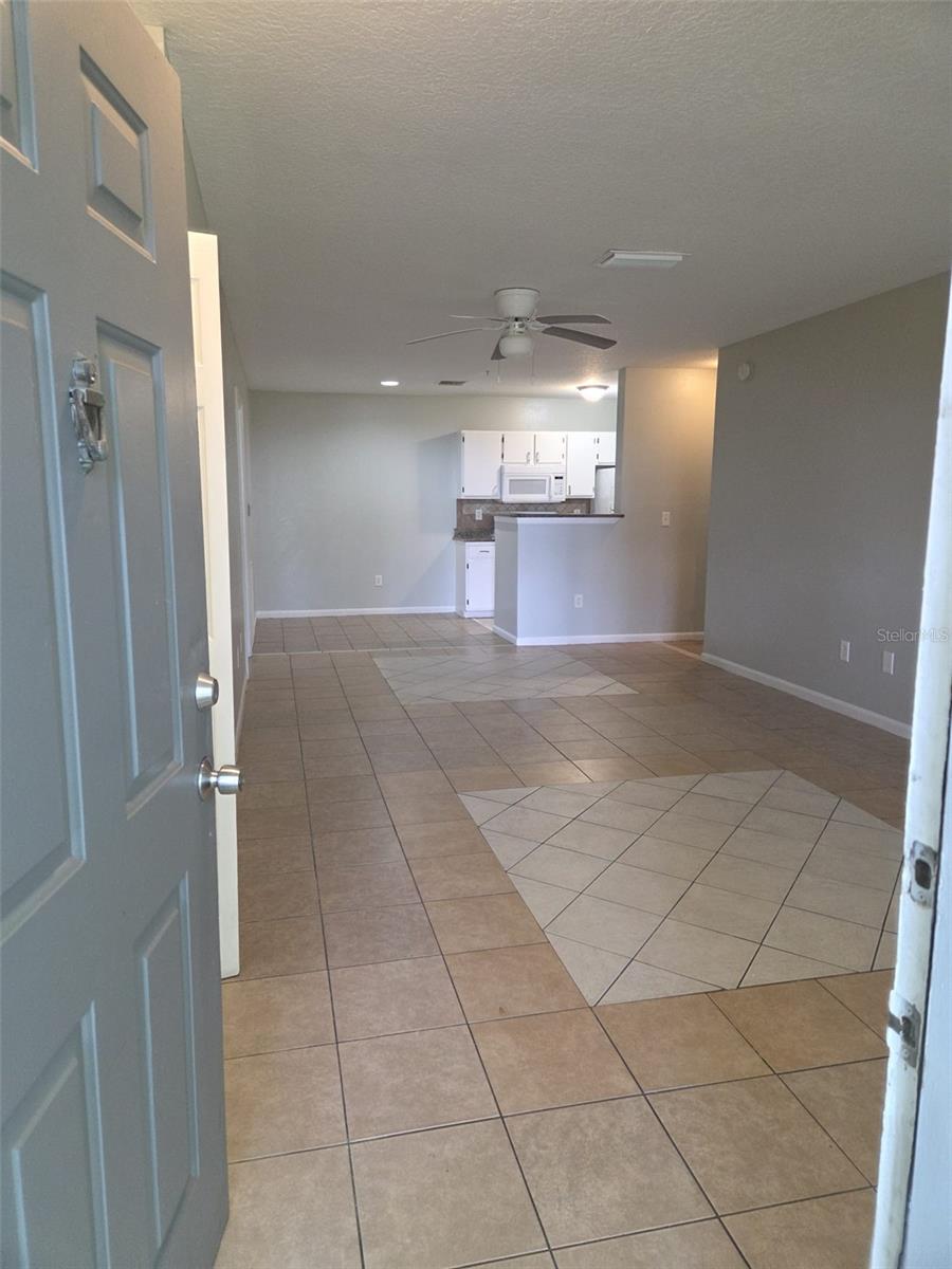 Image 9 of 18 For 4368 Kirkman Road 213