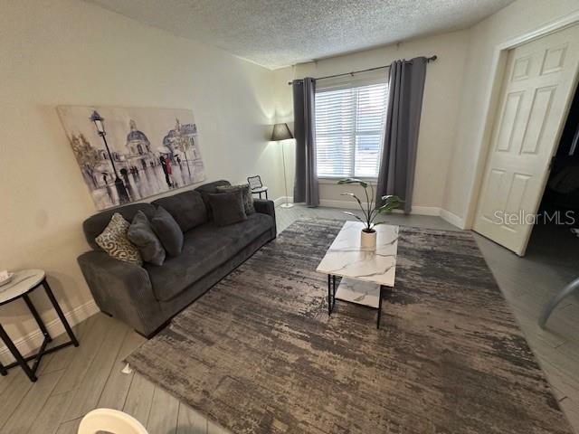 Image 4 of 14 For 3100 Parkway Boulevard 316