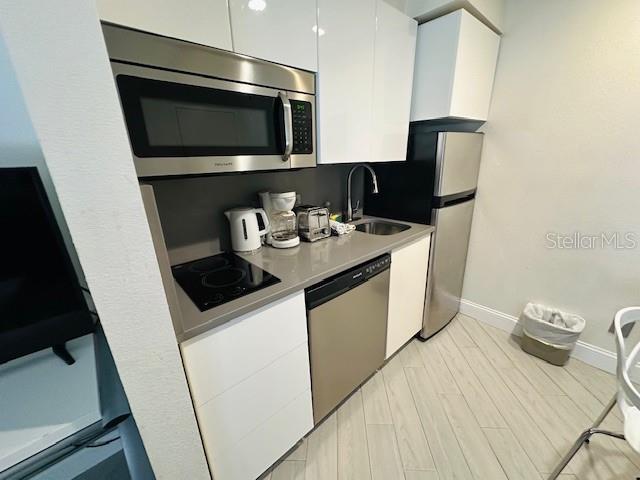 Image 6 of 14 For 3100 Parkway Boulevard 316