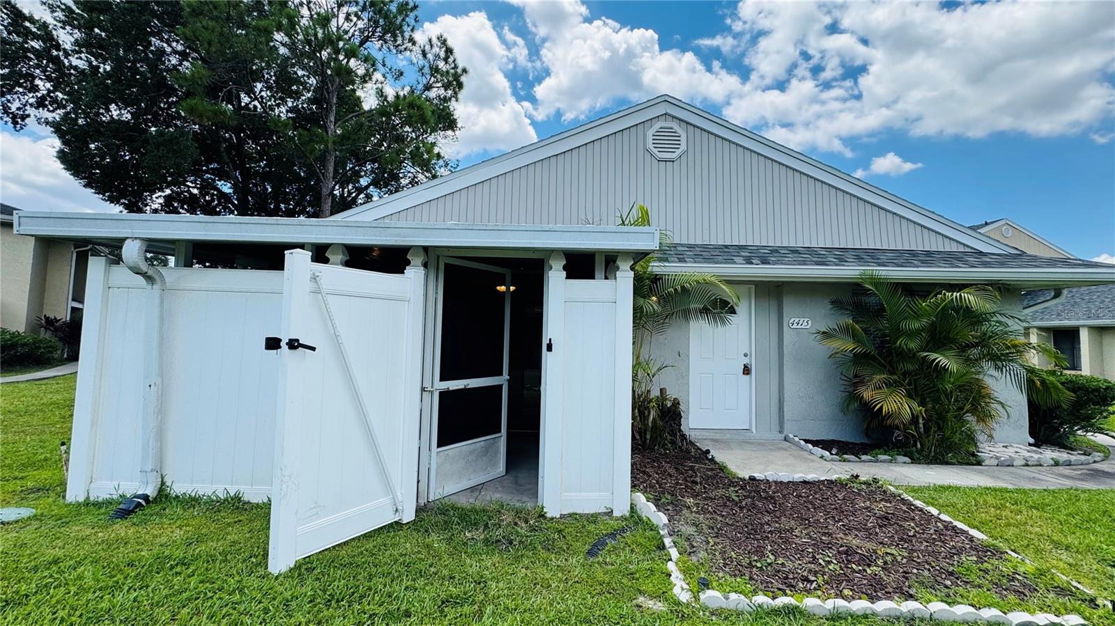 Image 3 of 24 For 4415 Pinebark Avenue 4