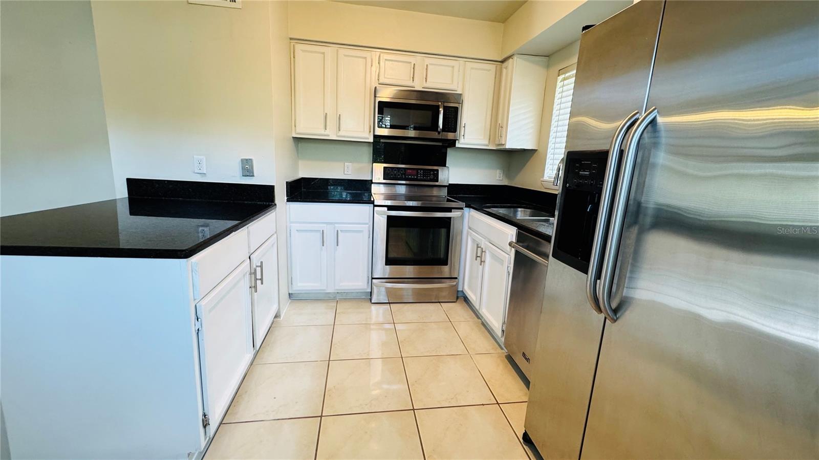 Image 6 of 24 For 4415 Pinebark Avenue 4