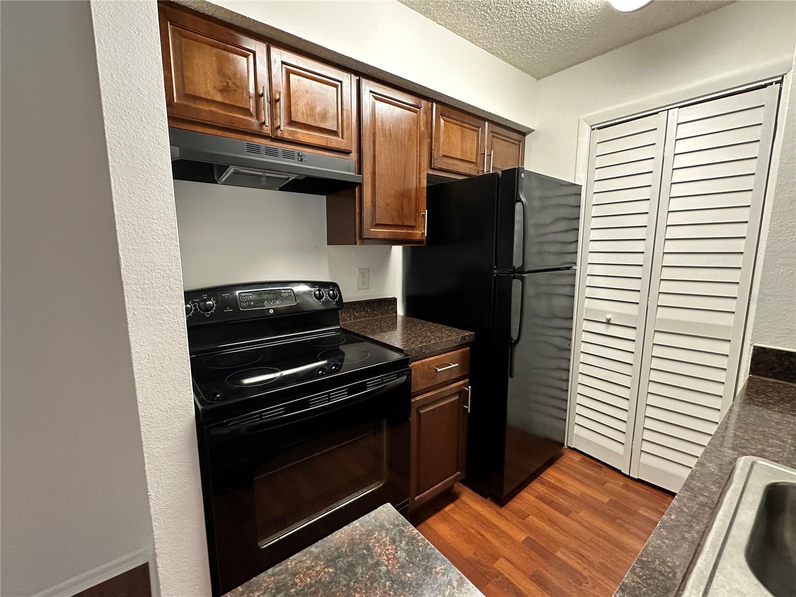 Image 4 of 21 For 241 Afton Square 206