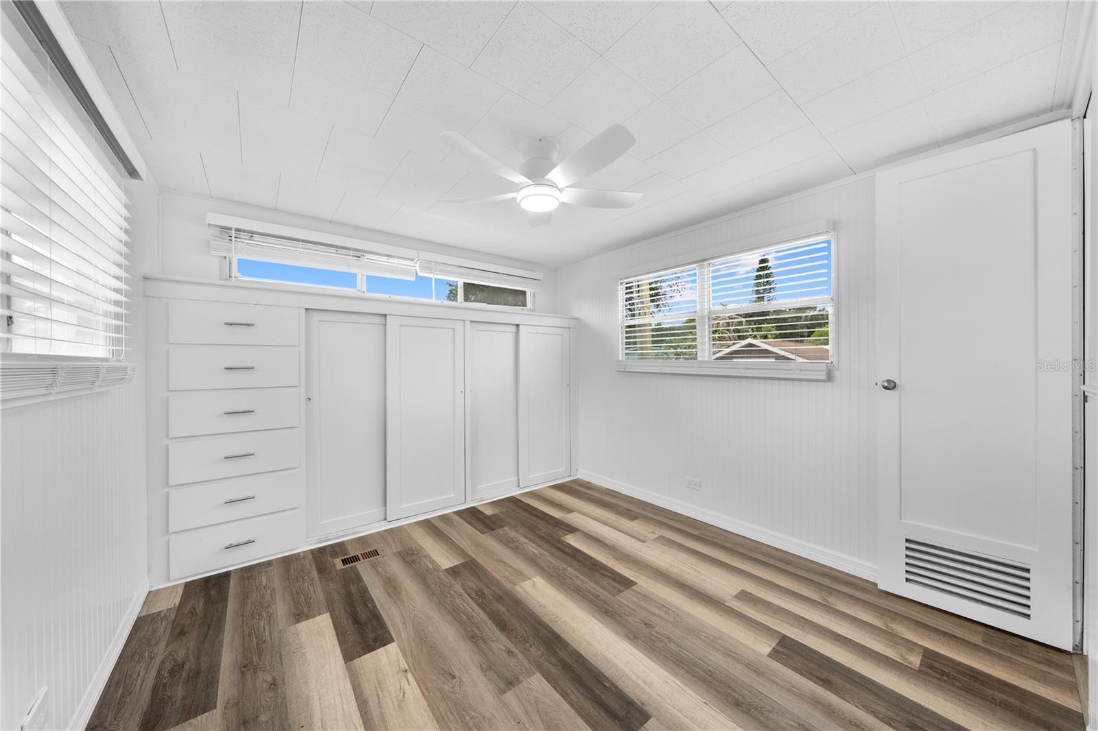 Image 12 of 26 For 1640 Flounder Street
