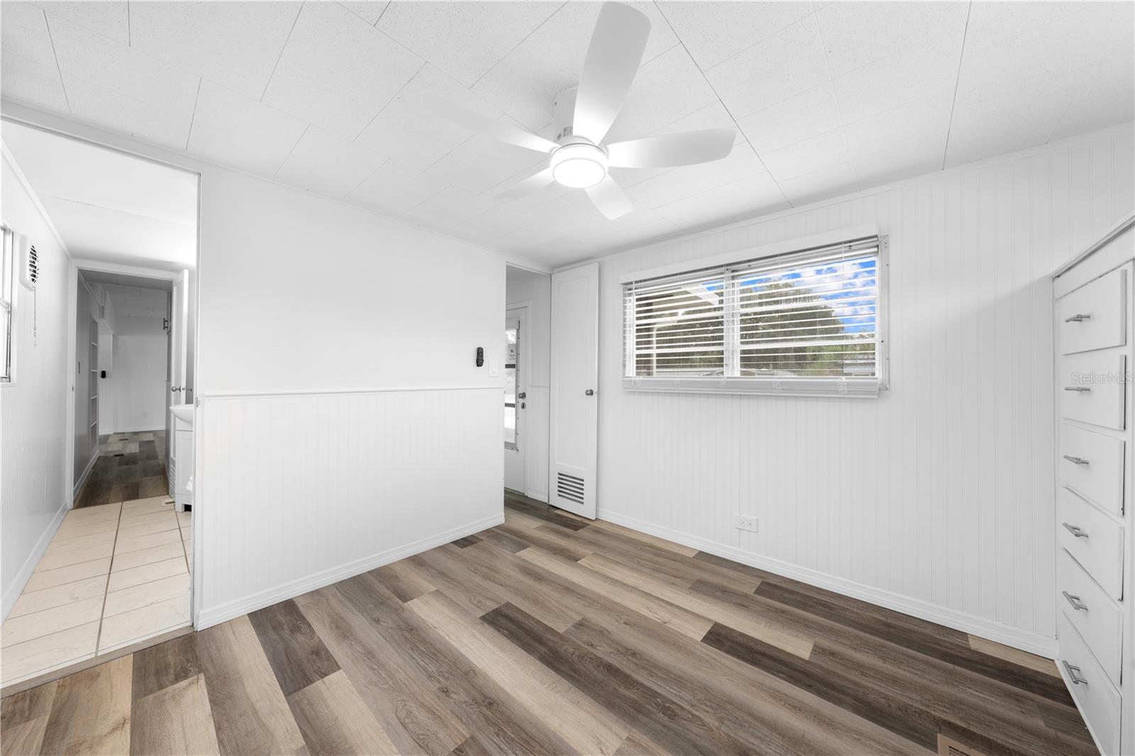 Image 13 of 26 For 1640 Flounder Street