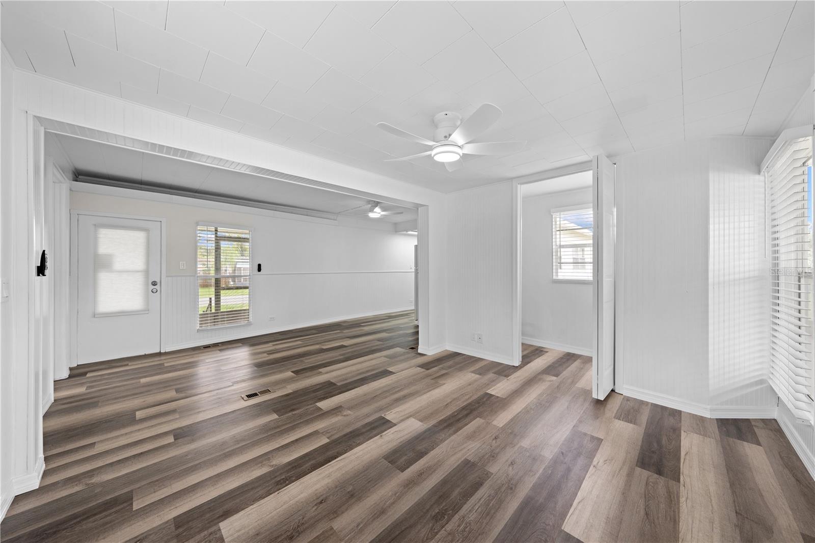 Image 7 of 26 For 1640 Flounder Street