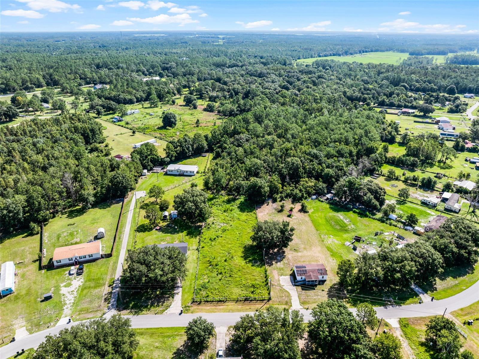 Image 13 of 18 For 909 Saddlewood Boulevard