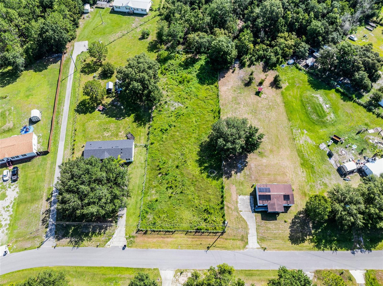 Image 14 of 18 For 909 Saddlewood Boulevard