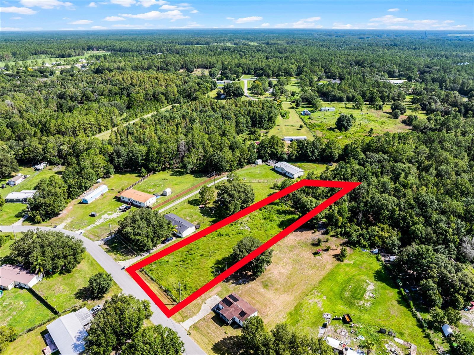 Image 2 of 18 For 909 Saddlewood Boulevard