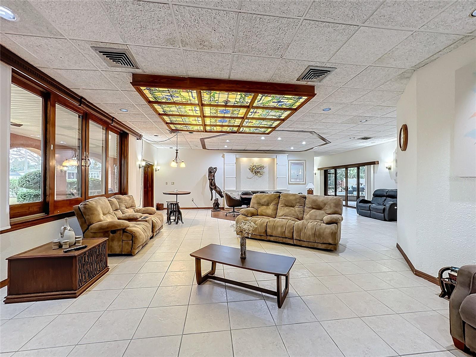 Image 16 of 56 For 6 Palm Way 