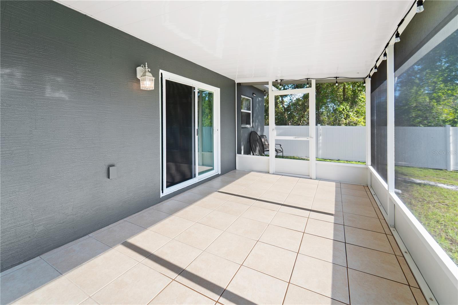 Image 10 of 12 For 2555 Sw 154th Place Rd