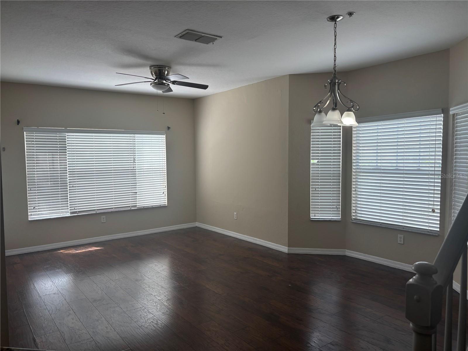 Image 3 of 16 For 2316 Grand Central Parkway 14