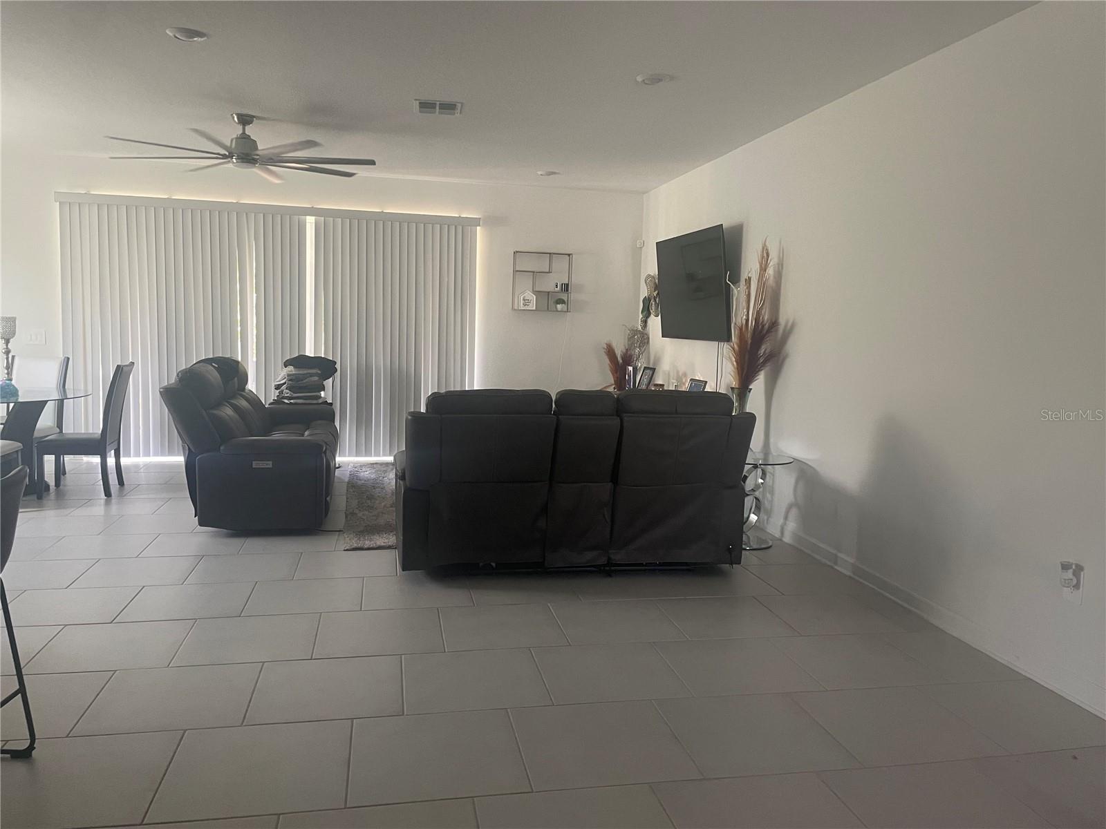 Image 16 of 16 For 2871 Camden Way