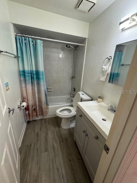 Image 11 of 23 For 7707 Country Place 4