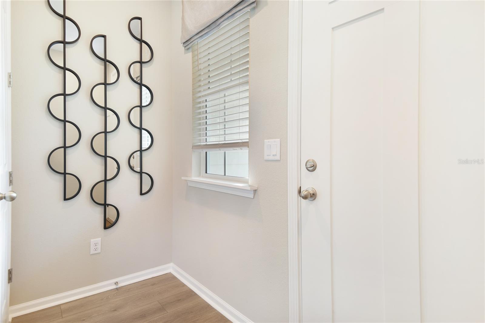 Image 4 of 22 For 1675 Crooked Creek Street