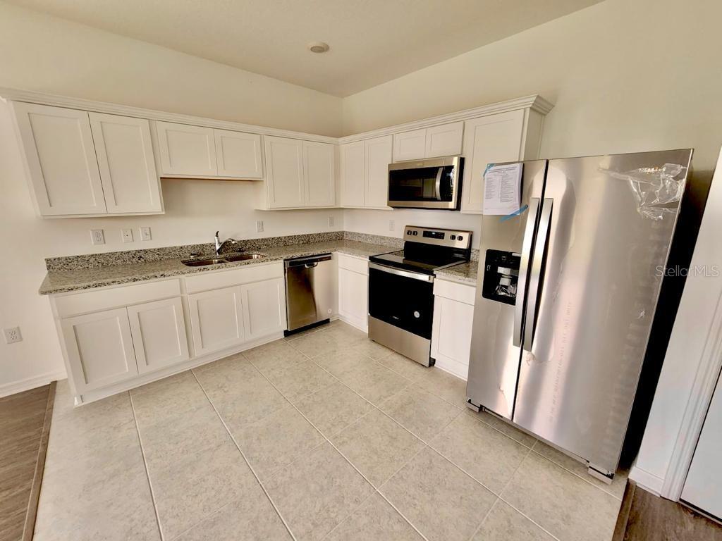 Image 11 of 31 For 473 Madison Drive