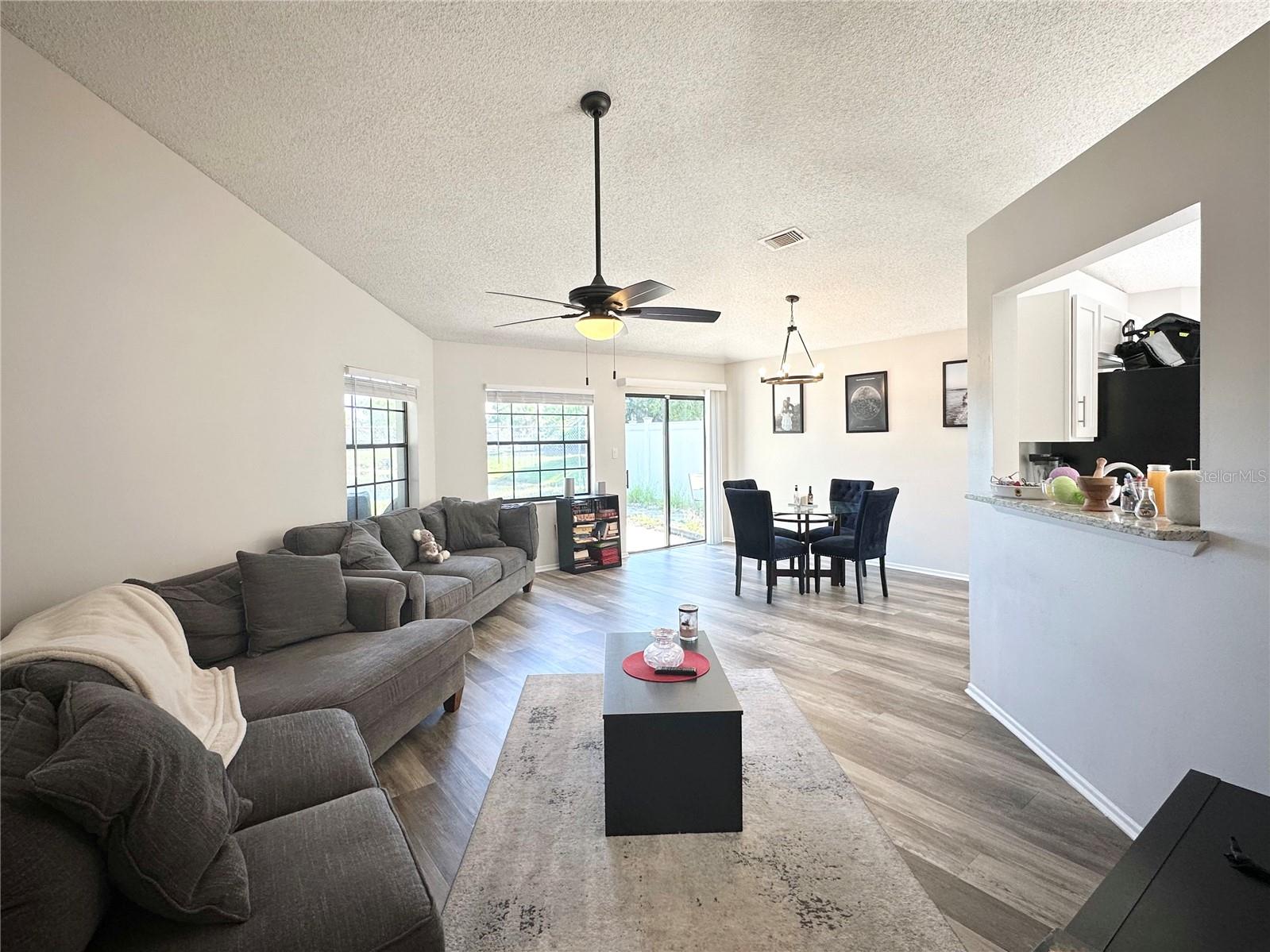 Image 3 of 20 For 9560 Sundance Court