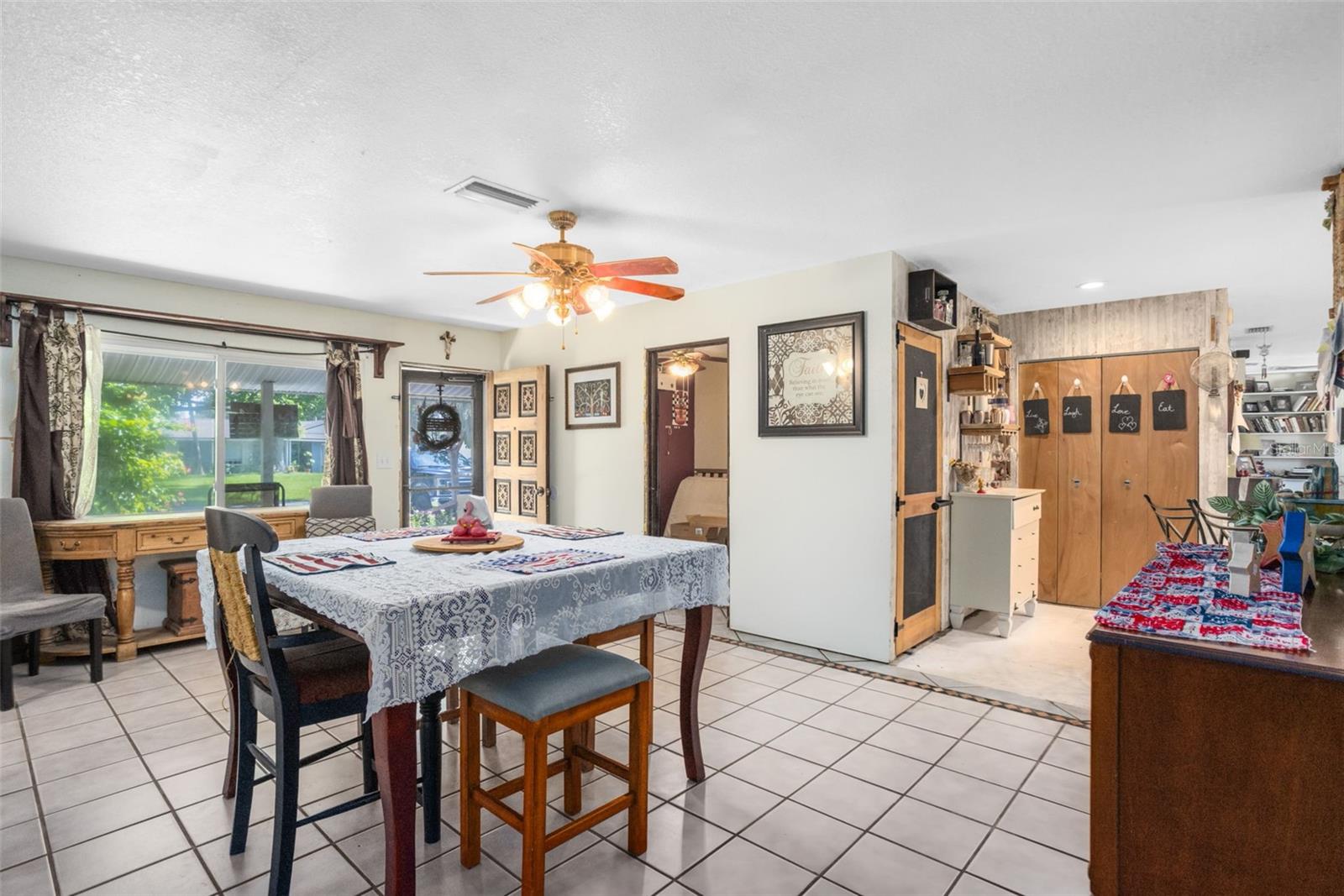 Image 10 of 30 For 2654 Ann Avenue