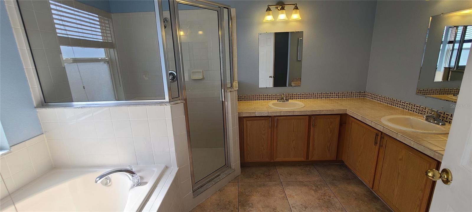 Image 13 of 26 For 416 Gannet Court
